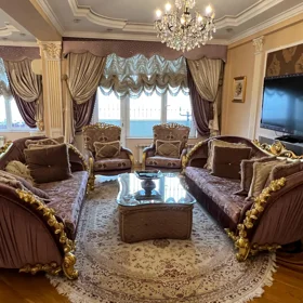 In Baku 210.0 m² apartment is for sale - Image 6