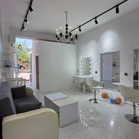 In Baku 35.0 m² commercial is for sale - Image 8