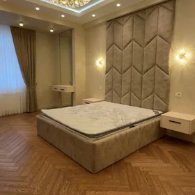 In Baku 185.0 m² apartment is for sale - Image 5