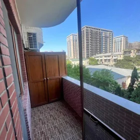 In Baku 165.0 m² apartment is for rent - Image 4