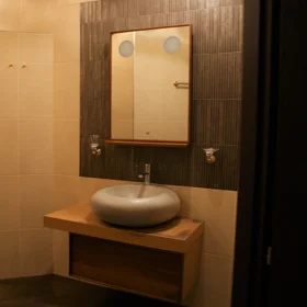 In Baku 230.0 m² apartment is for rent - Image 10