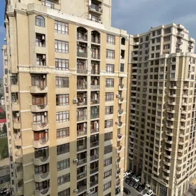 In Baku 95.0 m² apartment is for sale - Image 4