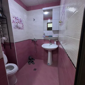 In Baku 75.0 m² apartment is for rent - Image 8