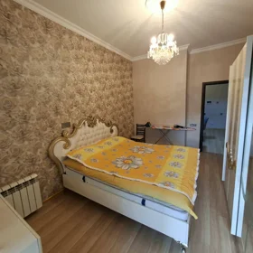 In Baku 75.0 m² apartment is for rent - Image 8