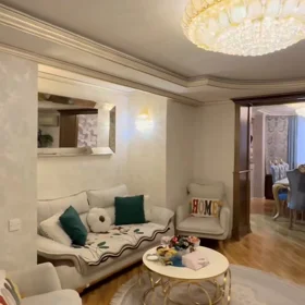 In Baku 135.0 m² apartment is for sale - Image 4