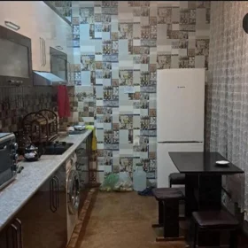 In Ganja 60.0 m² house with 2.0 rooms is for sale - Image 4