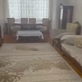 In Baku 90.0 m² apartment is for sale - Image 2