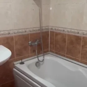 In Baku 90.0 m² apartment is for sale - Image 4