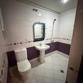 In Baku 63.0 m² apartment is for sale - Image 8