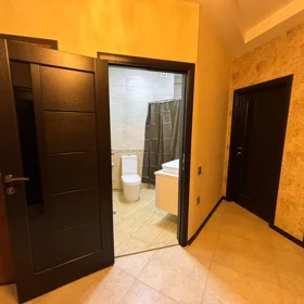 In Baku 118.0 m² apartment is for sale - Image 3