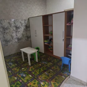 In Khirdalan 245.0 m² commercial is for rent - Image 2