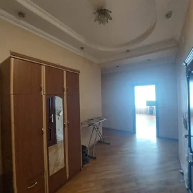 In Baku 90.0 m² apartment is for rent - Image 4