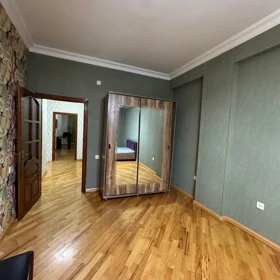 In Baku 85.0 m² apartment is for sale - Image 5