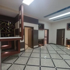 In Baku 170.0 m² apartment is for sale - Image 3