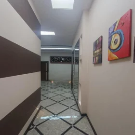 In Baku 170.0 m² apartment is for sale - Image 6