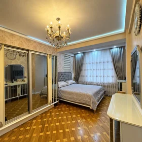 In Baku 116.0 m² apartment is for sale - Image 6