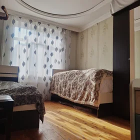 In Baku 75.0 m² apartment is for sale - Image 3