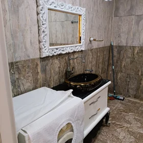 In Baku 80.0 m² apartment is for rent - Image 9