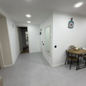 In Səbail rayonu 110.0 m² apartment is for rent - Image 9