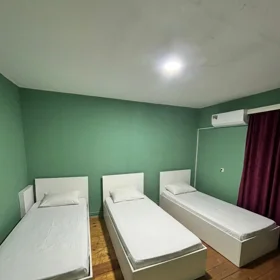In Səbail rayonu 70.0 m² apartment is for sale - Image 3