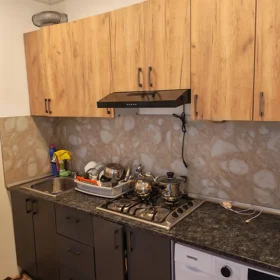 In Baku 45.0 m² house with 2.0 rooms is for rent - Image 4