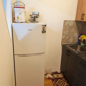 In Baku 45.0 m² house with 2.0 rooms is for rent - Image 5