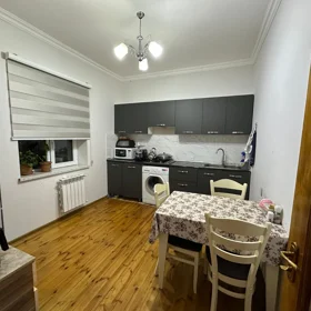 In Baku 121.0 m² house with 4.0 rooms is for sale - Image 6