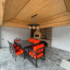 In nan 200.0 m² house with 6.0 rooms is for sale - Image 2