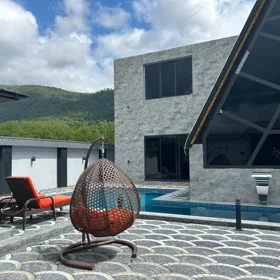 In nan 200.0 m² house with 6.0 rooms is for sale - Image 3