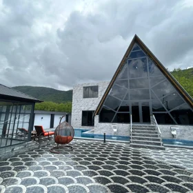 In nan 200.0 m² house with 6.0 rooms is for sale - Image 10