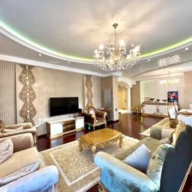 In Səbail rayonu 217.0 m² apartment is for sale - Image 4