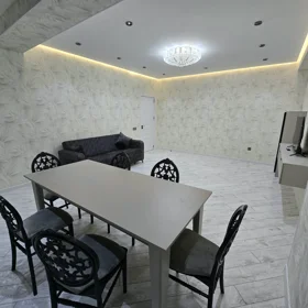 In Baku 90.0 m² apartment is for rent - Image 3