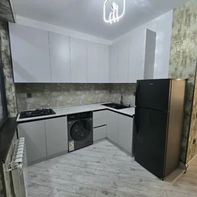 In Baku 90.0 m² apartment is for rent - Image 10