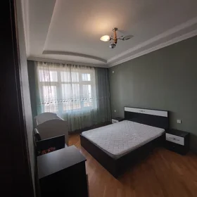 In Baku 90.0 m² apartment is for rent - Image 5