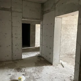 In Baku 90.0 m² apartment is for sale - Image 9