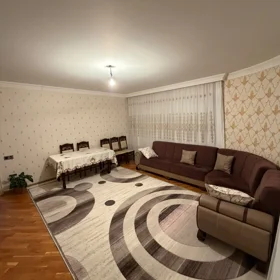 In Baku 106.0 m² apartment is for sale - Image 3