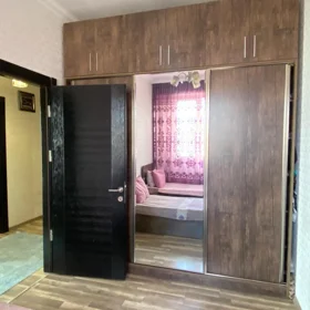 In Baku 55.0 m² apartment is for sale - Image 8