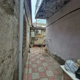 In Baku 50.0 m² house with 2.0 rooms is for rent - Image 2