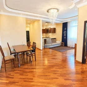In Baku 100.0 m² apartment is for sale - Image 5