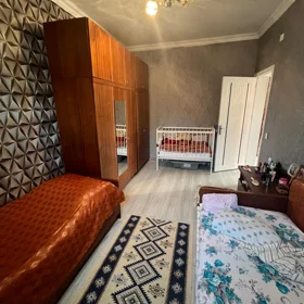 In Baku 67.0 m² house with 2.0 rooms is for sale - Image 6