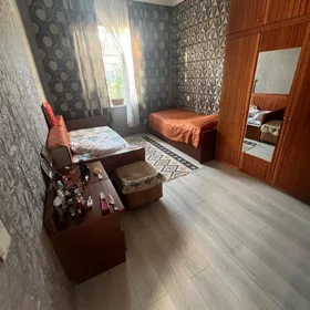 In Baku 67.0 m² house with 2.0 rooms is for sale - Image 7