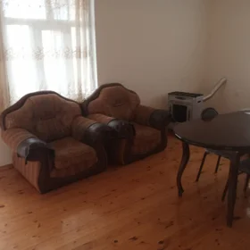 In nan 100.0 m² house with 3.0 rooms is for rent - Image 6