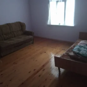 In nan 100.0 m² house with 3.0 rooms is for rent - Image 9