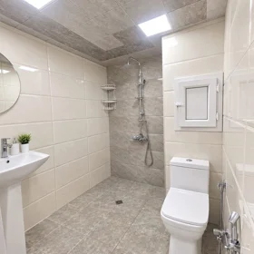 In Baku 50.0 m² apartment is for sale - Image 6