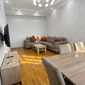 In Baku 70.0 m² apartment is for rent - Image 2