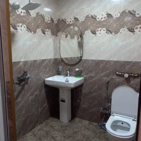 In Khirdalan 80.0 m² apartment is for rent - Image 9