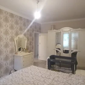 In Baku 80.0 m² apartment is for sale - Image 8