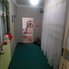 In nan 200.0 m² house with 6.0 rooms is for sale - Image 4