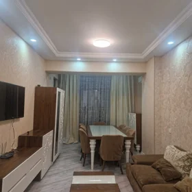 In Xətai rayonu 73.0 m² apartment is for rent - Image 3