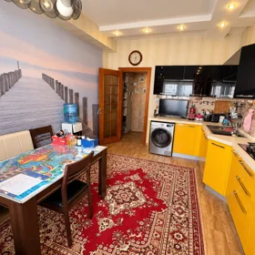 In Baku 160.0 m² apartment is for sale - Image 8